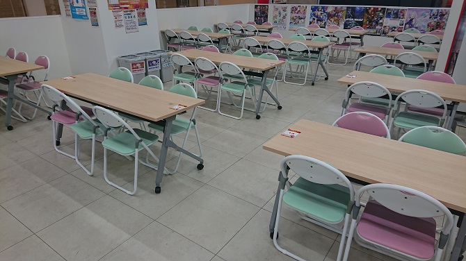 ☆最大108席！！広々としたデュエルスペース☆